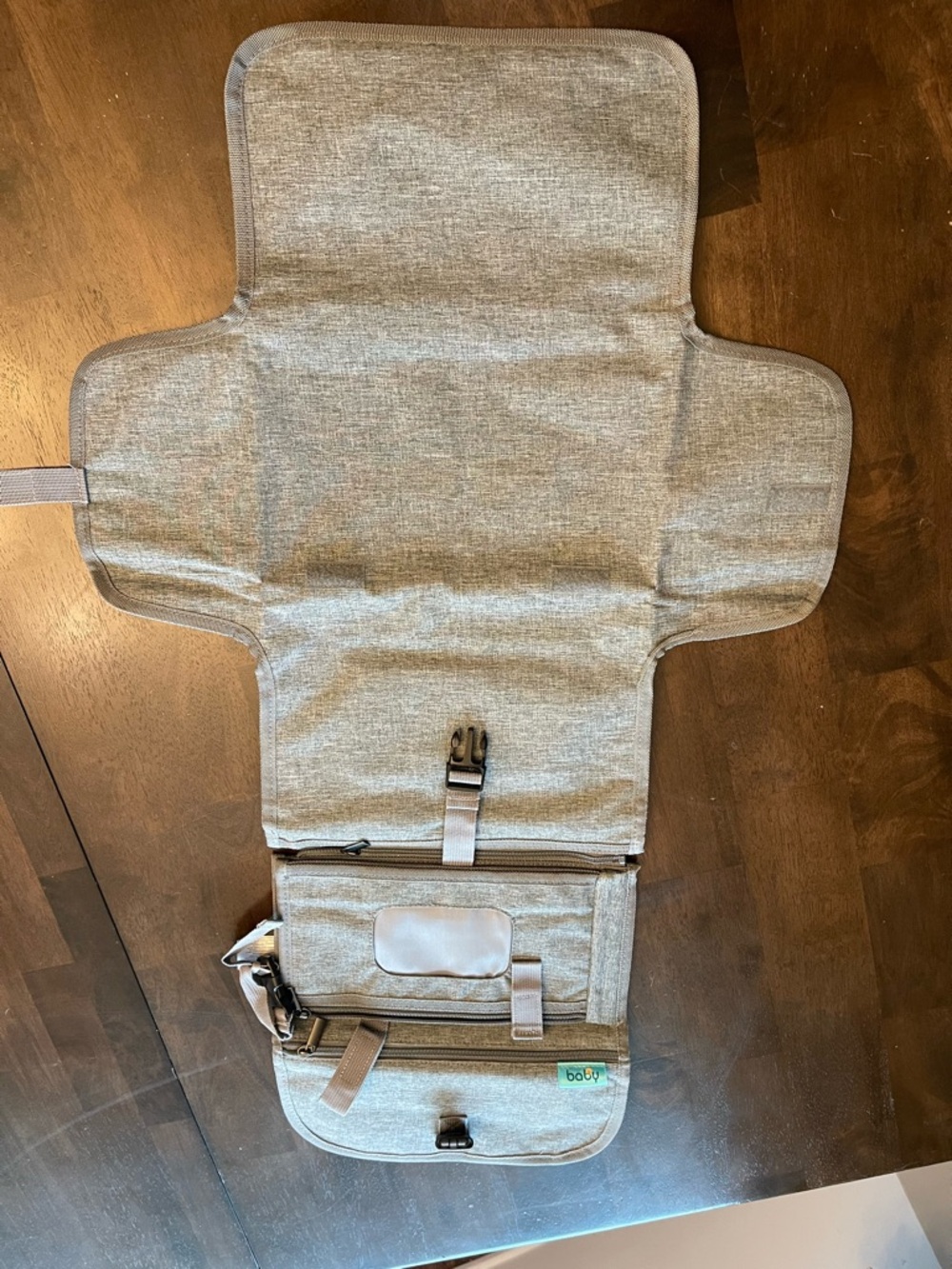 Portable changing pad - Picture 3 of 4